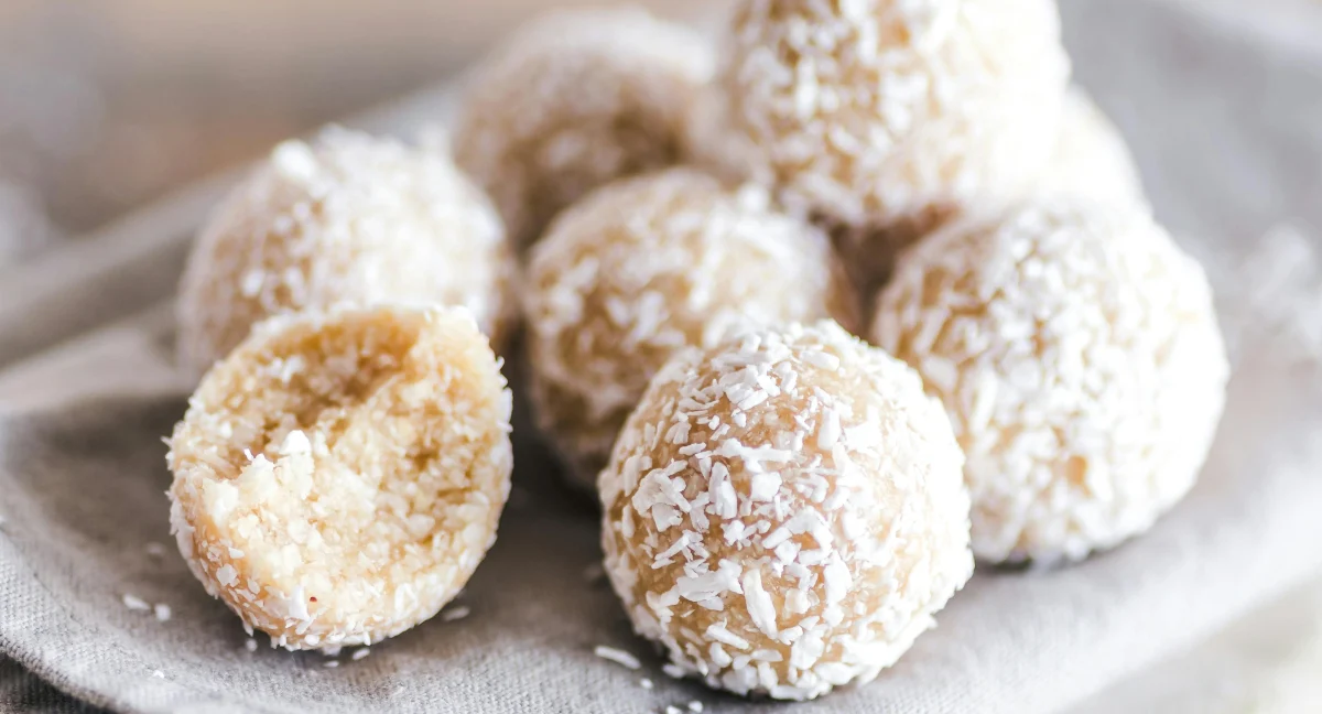 Sugar cookie protein bites